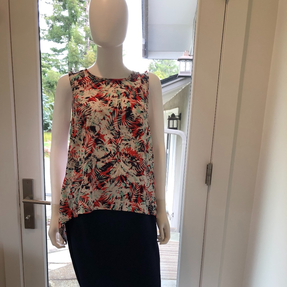 Sleeveless Blouse